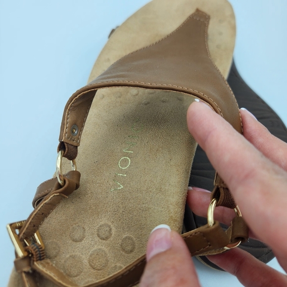 Vionic Kirra Womens Brown Leather Toe Post Open Toe Sandals Size 11 - Picture 4 of 5